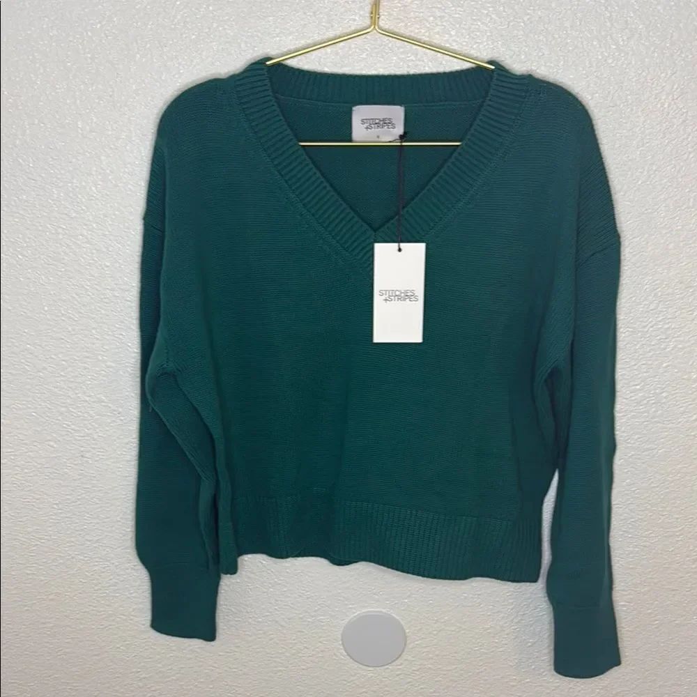 NWT- Stitches + Stripes- Green V-Neck Sweater- Size small